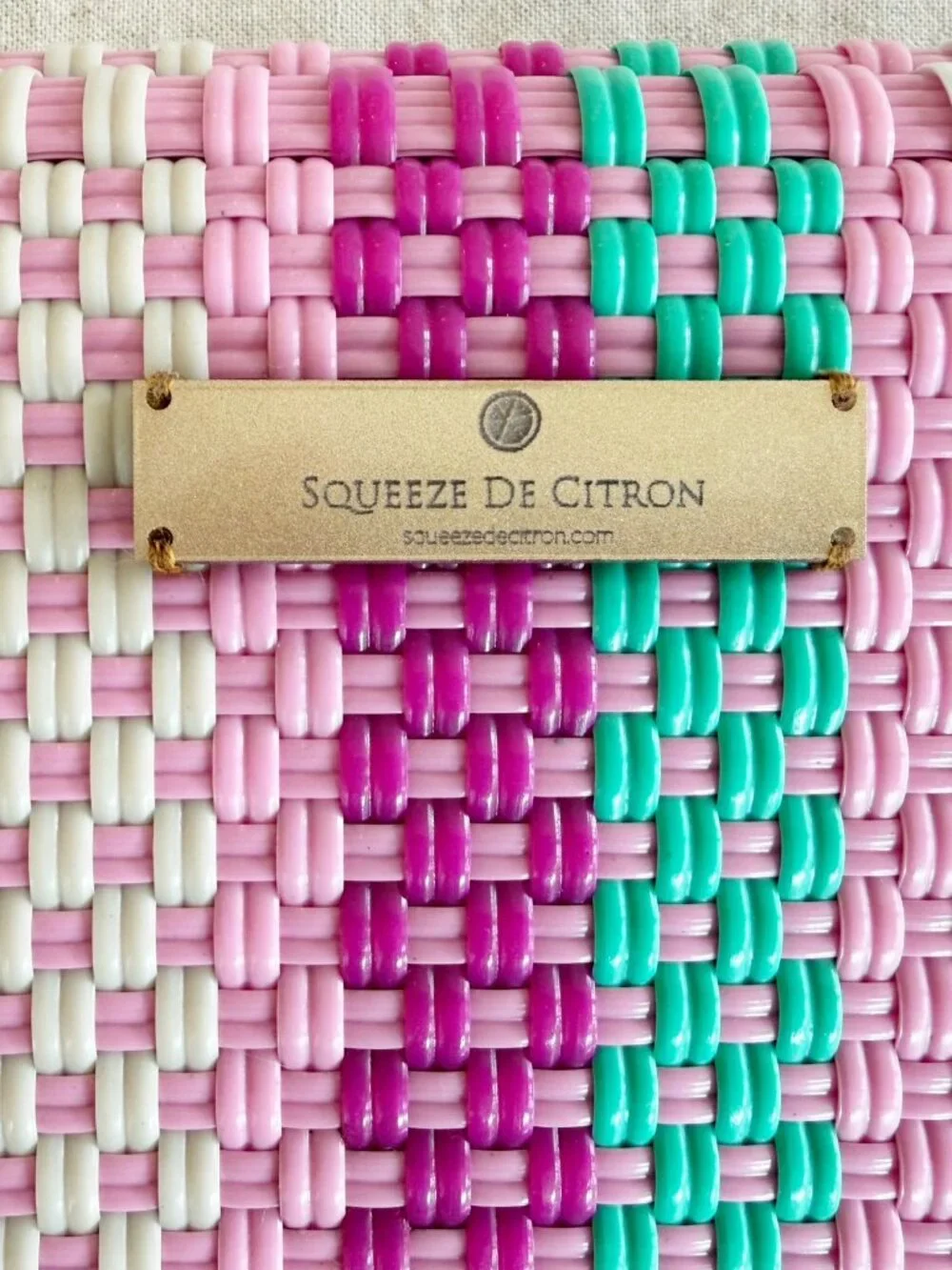Squeeze de Citron Colorful Envelope-Style Clutch